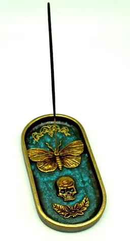 IAC 003442 Death Moth Incense Burner